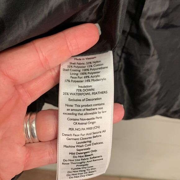 Eddie Bauer down filled puffer black fur trimmed hooded parka women’s size XS - Picture 11 of 13